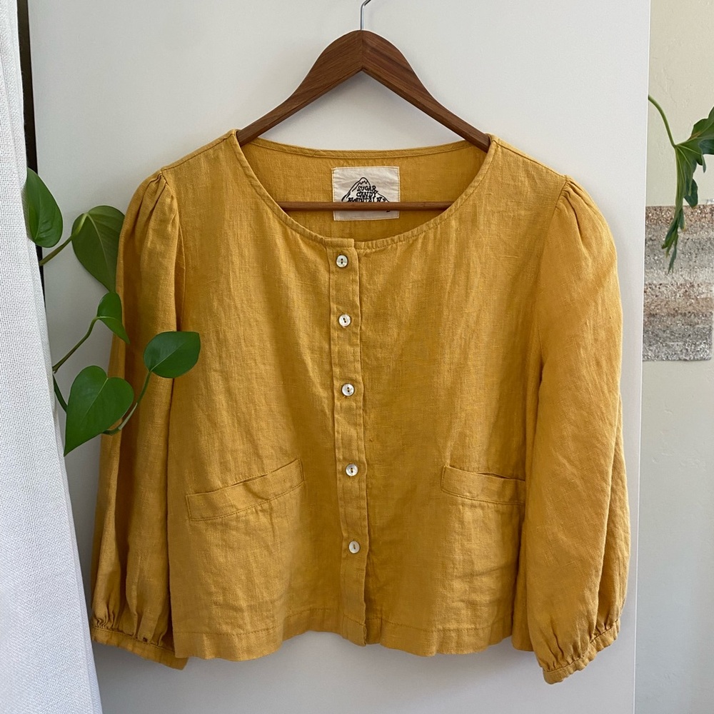 🌼 Sugar Candy Mountain Linen Daisy Top Mustard